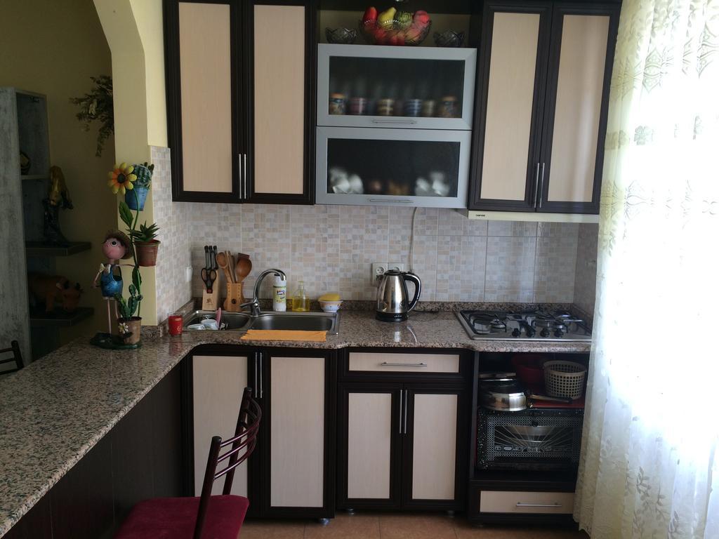 Apartment On Khinikadze 4 Batumi Luaran gambar